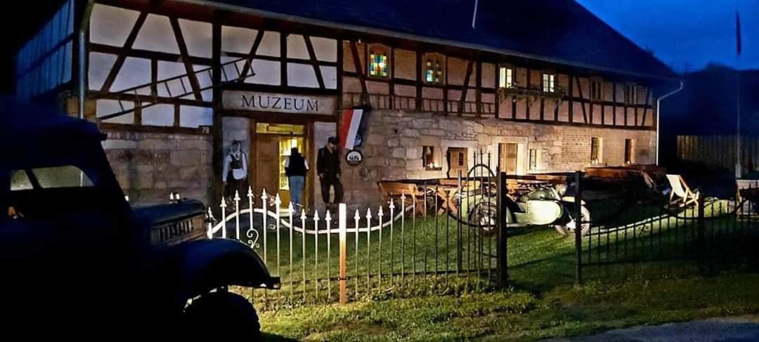 Moja Milosc. Apartment Podgorzyn Luaran gambar